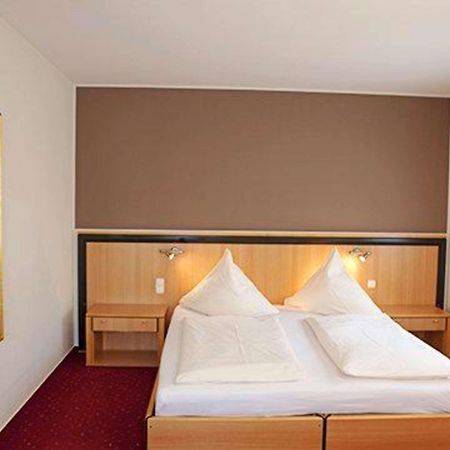 Comfort Hotel Ulm/Блауштайн Экстерьер фото