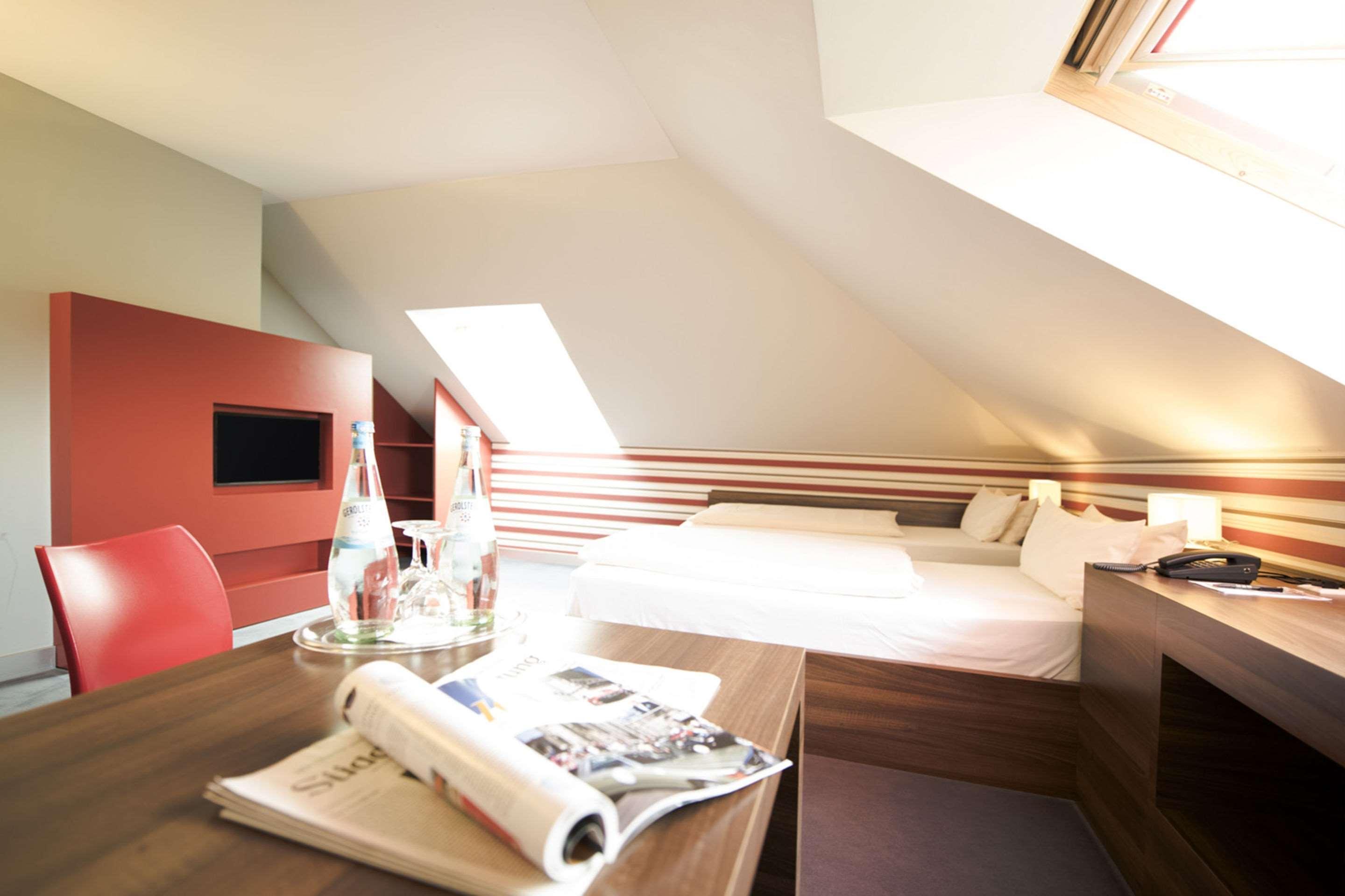 Comfort Hotel Ulm/Блауштайн Экстерьер фото