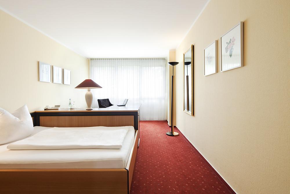Comfort Hotel Ulm/Блауштайн Номер фото